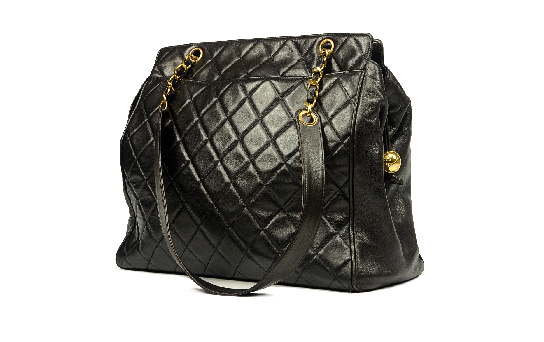 Chanel Large Black Leather on The Road Quilted Tote Msrxzsa 144010011977